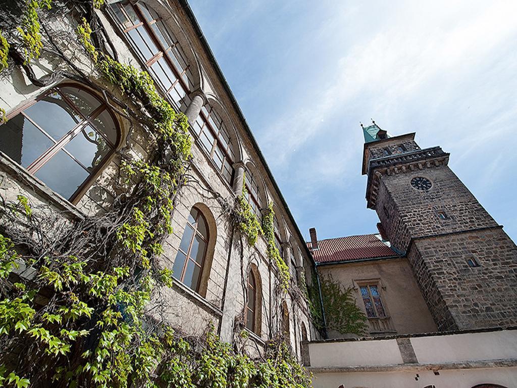 Ea Zamecky Hotel Hrubá Skála Exteriör bild