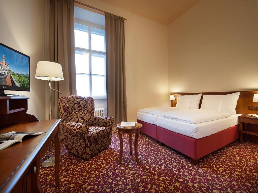 Ea Zamecky Hotel Hrubá Skála Rum bild